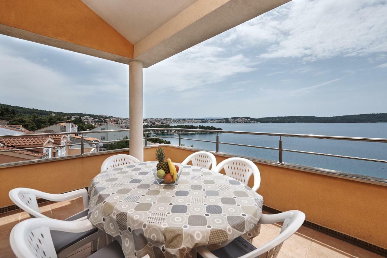 Buonocore Apartment Trogir Exterior foto