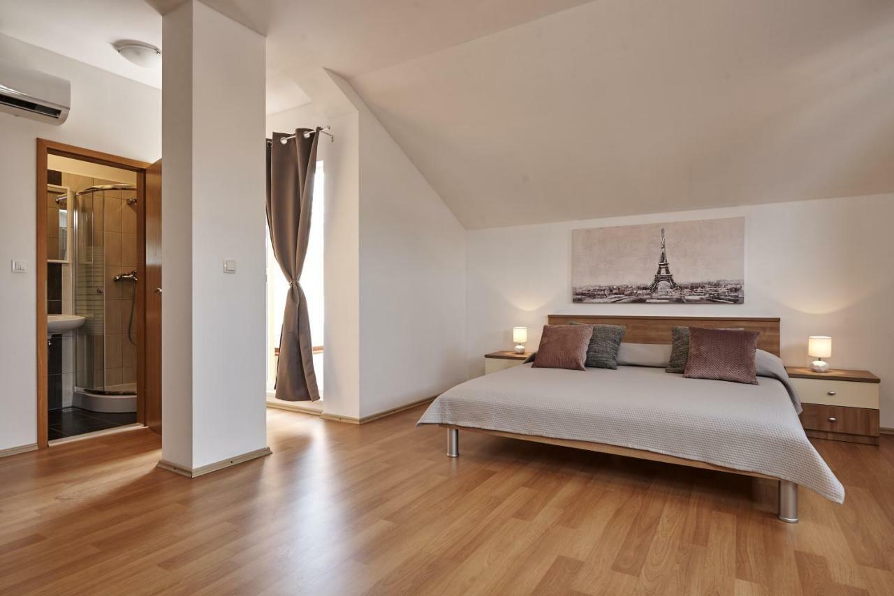 Buonocore Apartment Trogir Exterior foto